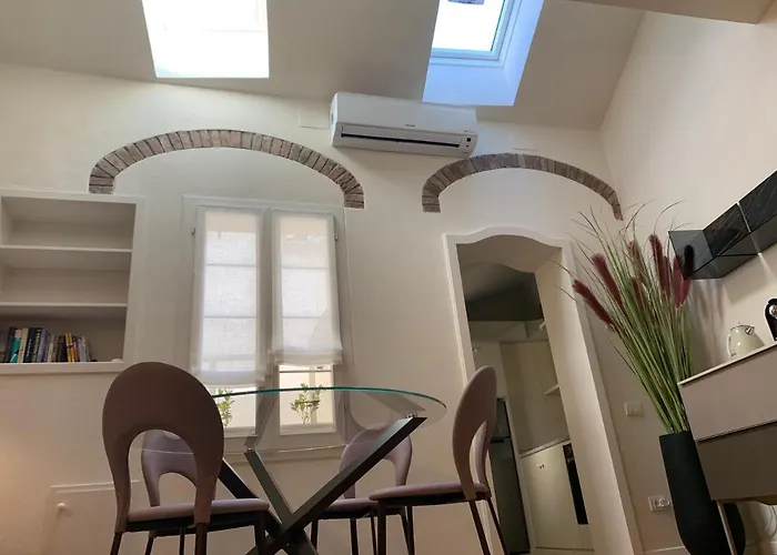 Maison Del Ducato Cavour 37 Apartment Parma