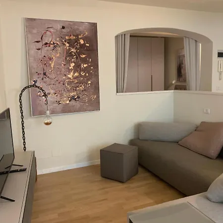 Maison Del Ducato Cavour 37