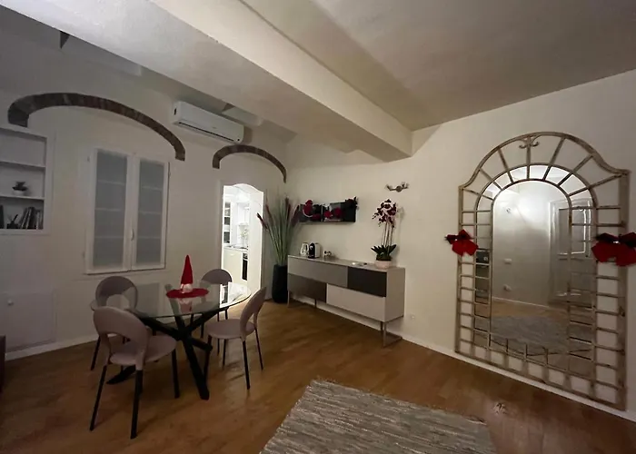 Апартаменты Maison Del Ducato Cavour 37